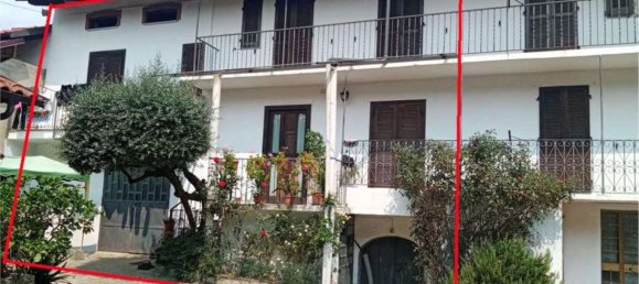 3 bedrooms Apartment in Bricherasio, Italy No. 381562 3