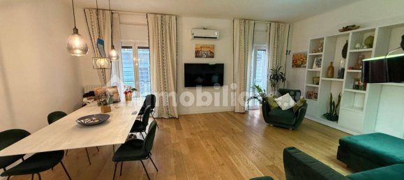Apartamento de 2 dormitorios en Bari, Italy No. 317551 10