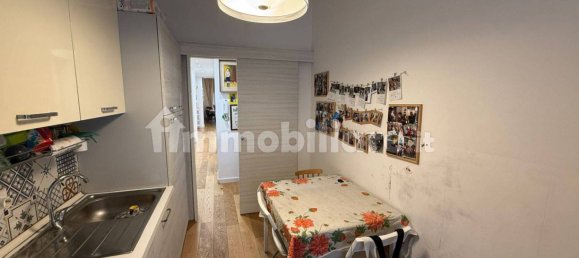 Apartamento de 2 dormitorios en Bari, Italy No. 317551 2