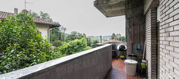 Apartamento de 3 dormitorios en Oggiono, Italy No. 235226 22