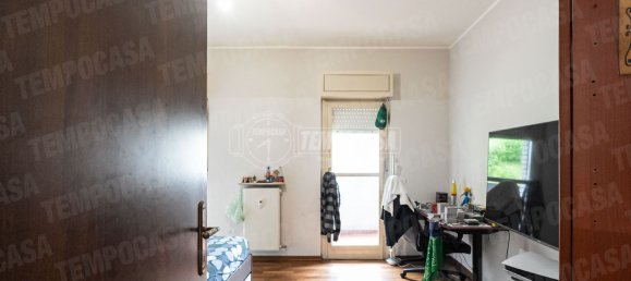 Apartamento de 3 dormitorios en Oggiono, Italy No. 235226 29