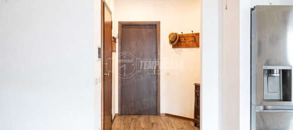 Apartamento de 3 dormitorios en Oggiono, Italy No. 235226 11