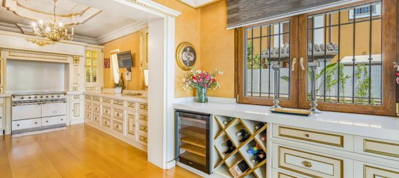 4 bedrooms Villa in Marbella, Spain No. 154142 5