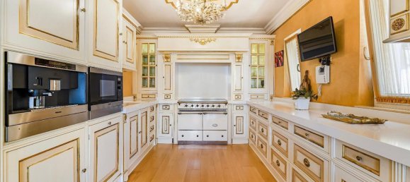 4 bedrooms Villa in Marbella, Spain No. 154142 21