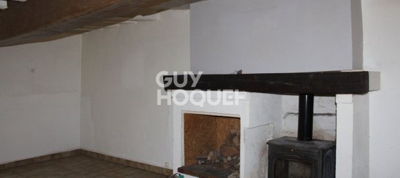 3 bedrooms House in Bullion, France No. 124360 3