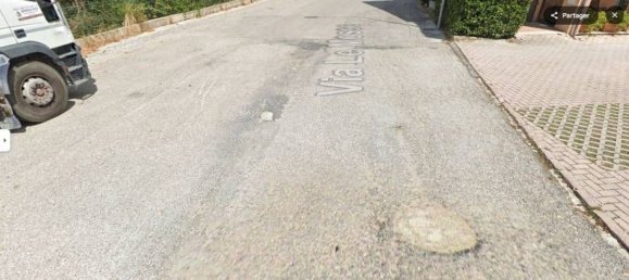 Gewerbliche Immobilie in Camerino, Italy 89m², Nr. 265737 4