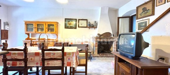 2 Schlafzimmer Villa in Terracina, Italy, Nr. 143689 5