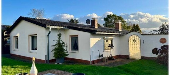 4 rooms Bungalow in Waldeck-Frankenberg, Germany No. 212256 2
