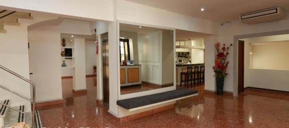  Hotel in Barcelona, Spain No. 327 12