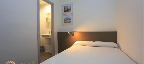  Hotel in Barcelona, Spain No. 327 11