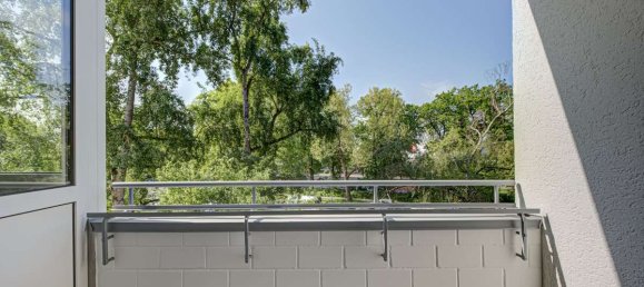 Apartamento de 2 habitaciónes en Mariendorf, Germany No. 10207 2