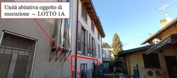 Apartamento de 3 dormitorios en Como, Italy No. 380600 7
