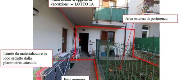 Apartamento de 3 dormitorios en Como, Italy No. 380600 12