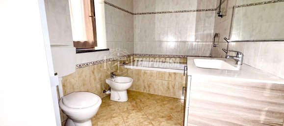 Apartamento de 3 dormitorios en Giaveno, Italy No. 333108 14