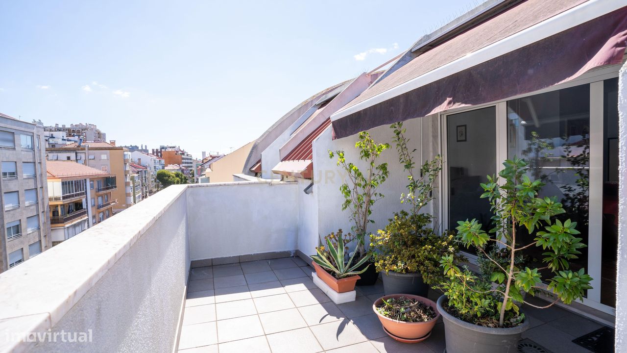 2 bedrooms Apartment in Lisbon, Portugal No. 140277