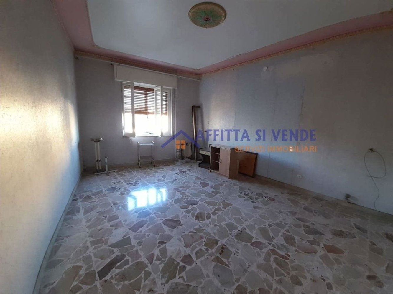Apartamento de 5 habitaciónes en Syracuse, Italy No. 242963
