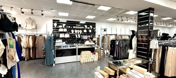 20 rooms Building in Dusseldorf, Germany No. 228827 6