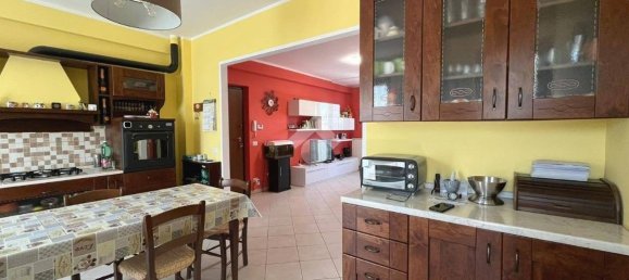 3 bedrooms Apartment in Amelia, Italy No. 287228 9