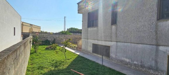 5 rooms House in Diso, Italy No. 34060 11