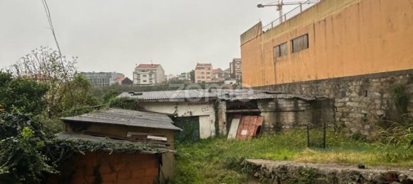 9 bedrooms Building in Porto, Portugal No. 14240 6