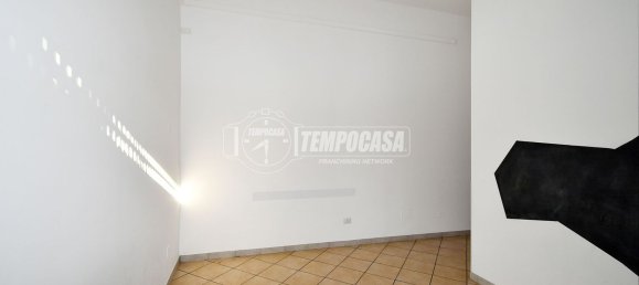 3-Zimmer Wohnung in Rho, Italy, Nr. 5870 4