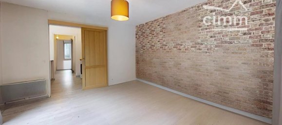 2 Schlafzimmer Haus in Saint-Cyr-en-Val, France, Nr. 330853 11