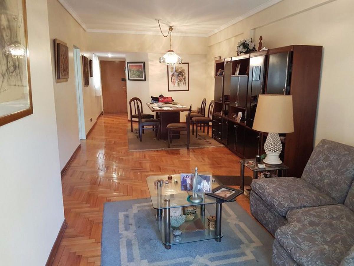 Apartamento de 4 dormitorios en Buenos Aires, Argentina No. 66048