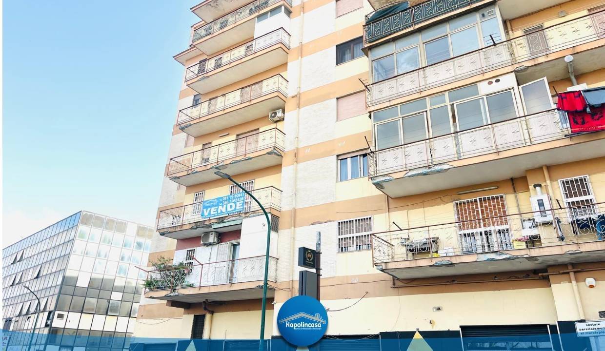 3 bedrooms Apartment in Casoria, Italy No. 10859