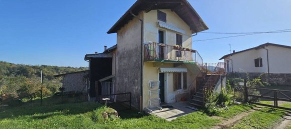 3 rooms House in Curino, Italy No. 203875 2