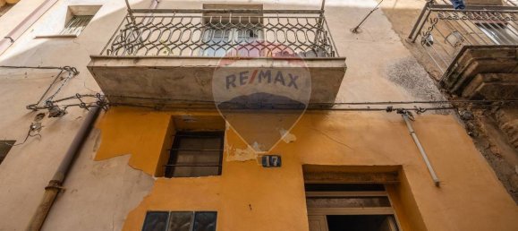 1 Schlafzimmer Haus in Caltagirone, Italy, Nr. 123802 16