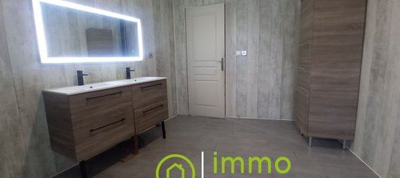 3 Schlafzimmer Haus in Moulle, France, Nr. 222631 4