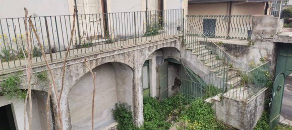 Casa de 8 habitaciónes en Gravina di Catania, Italy No. 163762 9