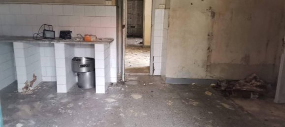 Casa de 8 habitaciónes en Gravina di Catania, Italy No. 163762 4