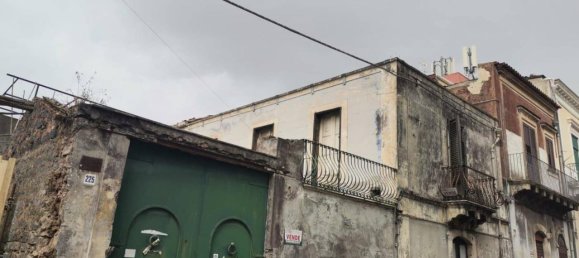 Casa de 8 habitaciónes en Gravina di Catania, Italy No. 163762 2