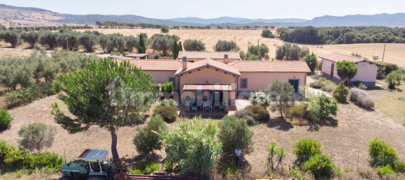 5 Schlafzimmer Villa in Tarquinia, Italy, Nr. 300609 35