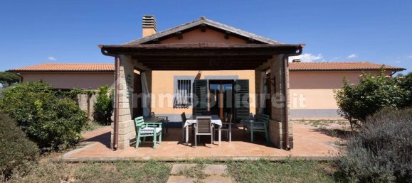 5 Schlafzimmer Villa in Tarquinia, Italy, Nr. 300609 19