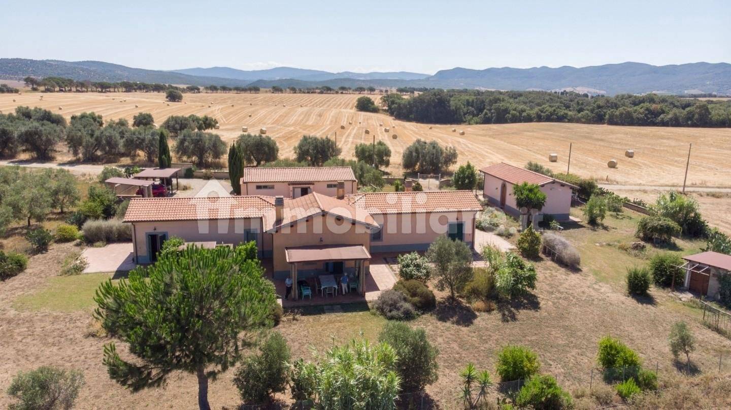 5 Schlafzimmer Villa in Tarquinia, Italy, Nr. 300609