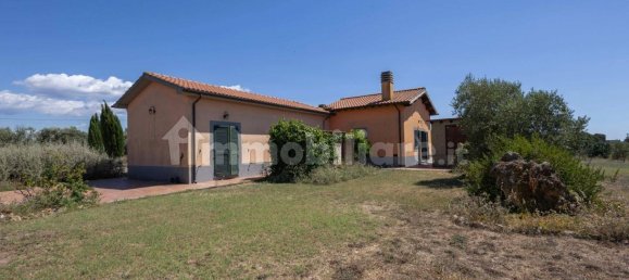 5 Schlafzimmer Villa in Tarquinia, Italy, Nr. 300609 32