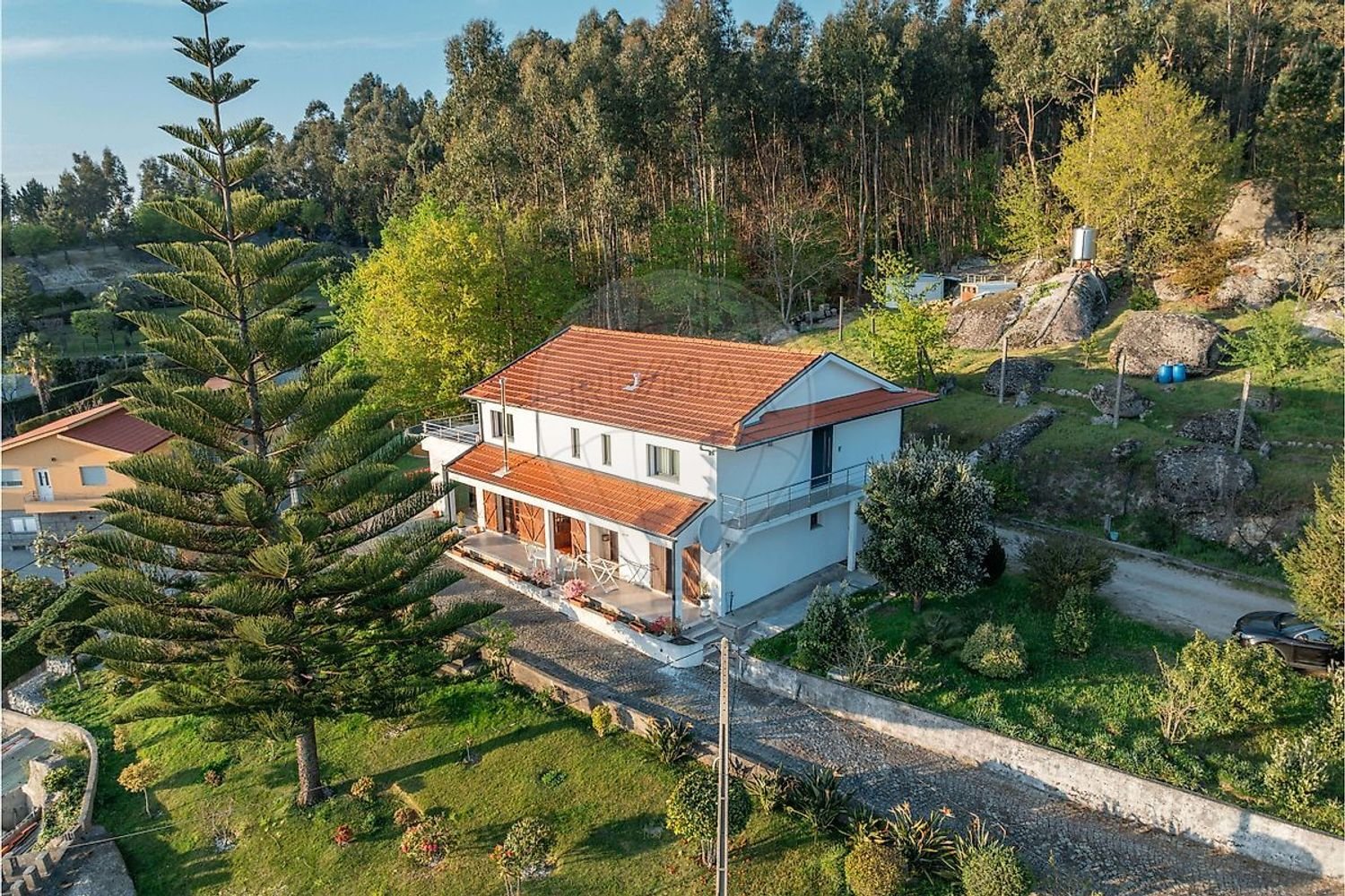 6 bedrooms House in Guimaraes, Portugal No. 229825