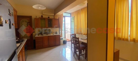 3 bedrooms Apartment in Messina, Italy No. 333037 7