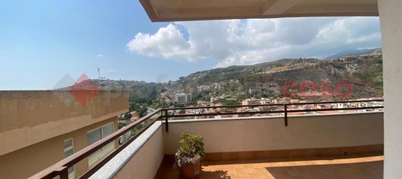 3 bedrooms Apartment in Messina, Italy No. 333037 13