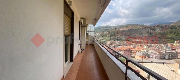 3 bedrooms Apartment in Messina, Italy No. 333037 17