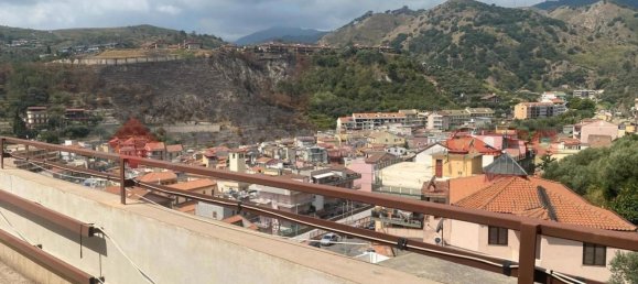 3 bedrooms Apartment in Messina, Italy No. 333037 18