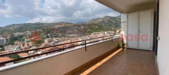 3 bedrooms Apartment in Messina, Italy No. 333037 23