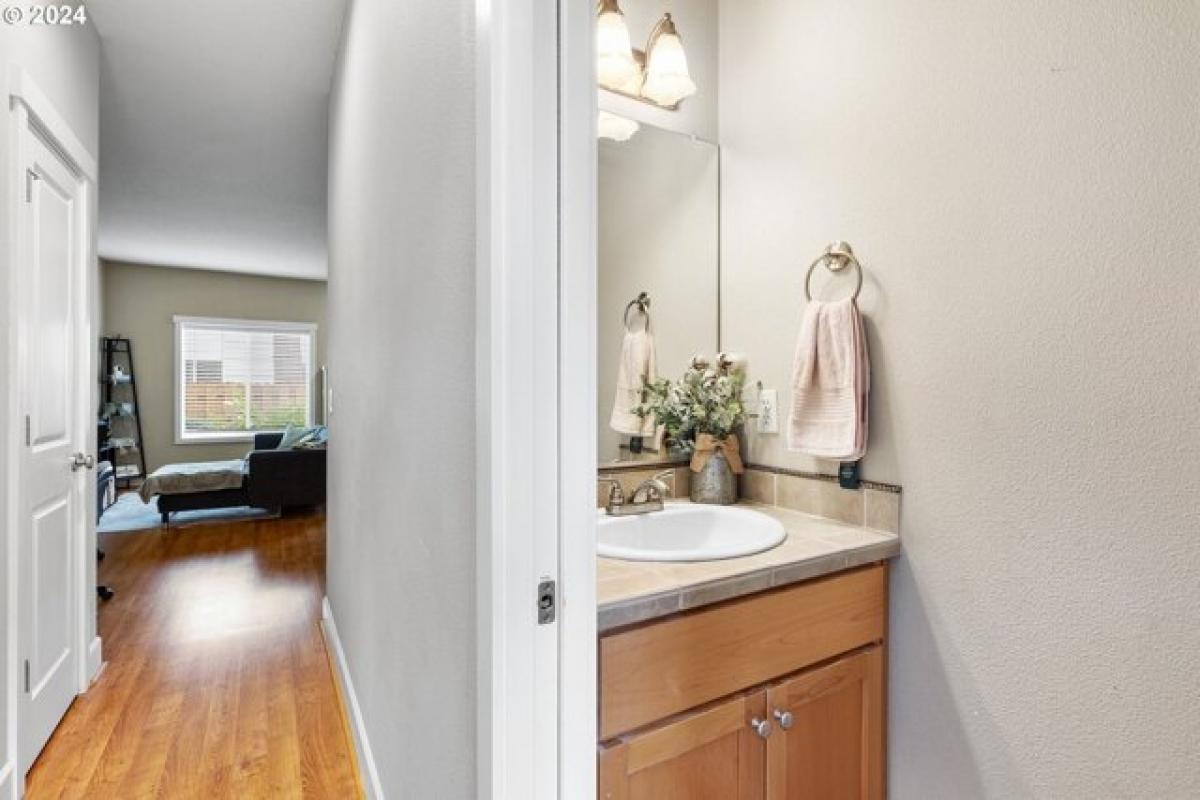 3 bedrooms House in Canby, USA No. 419521