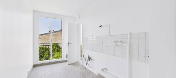 3 bedrooms Apartment in Epinay-sur-Seine, France No. 291324 6