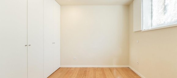 3 bedrooms Apartment in Porto, Portugal No. 106216 14