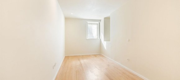 3 bedrooms Apartment in Porto, Portugal No. 106216 17