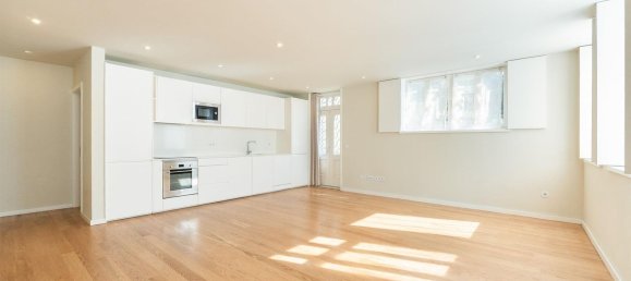 3 bedrooms Apartment in Porto, Portugal No. 106216 5