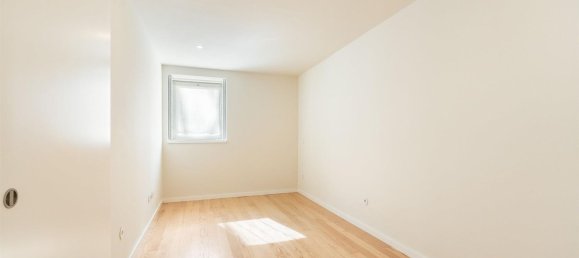 3 bedrooms Apartment in Porto, Portugal No. 106216 22